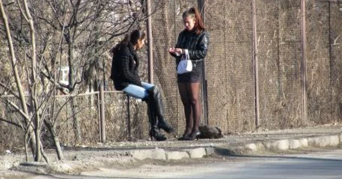 Prostituatele au fost sancționate contravențional pentru acte sexuale contracost (foto: arhivă Adevărul)
