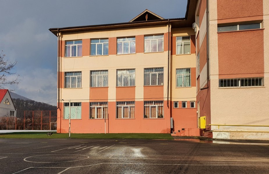 Concurs pentru directorii de școli în 2026. Peste 7.800 de posturi sunt disponibile