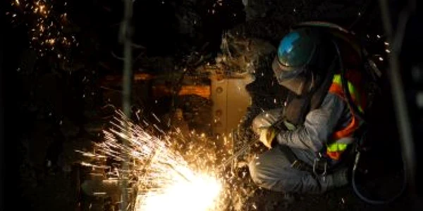Prefectul Capitalei propune modificarea legilor securităţii muncii pe şantiere