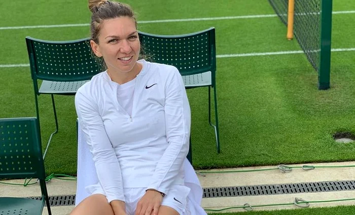 Simona Halep s-a imbracat in alb la primul antrenament pe iarbă din acest anFOTO: Instagram