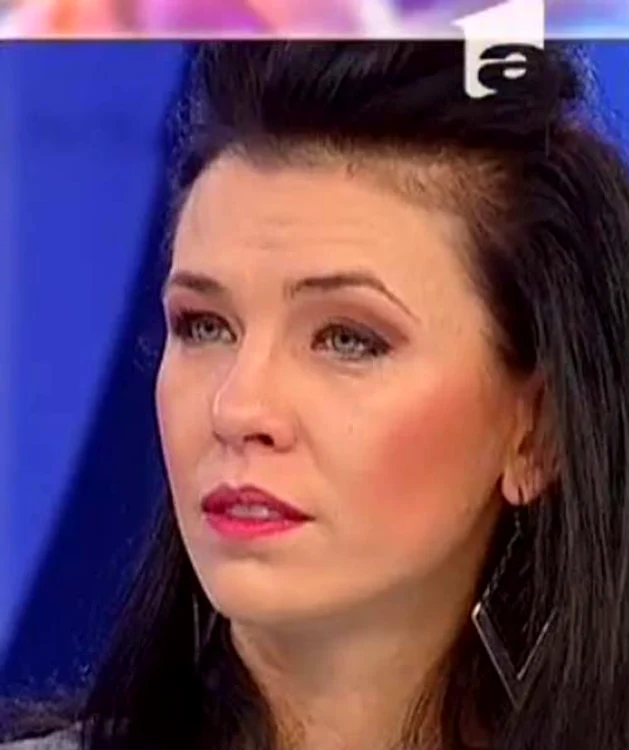 
    Fosta iubită a lui Alex este speriată de mesajele de ameninţareFoto: captură Antena 1  