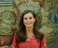 Regina Letizia a Spaniei poartă o cămașă brodată