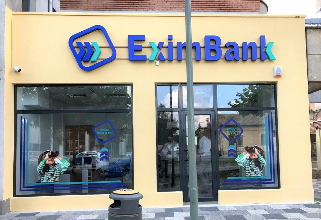 cladire pe care scrie Eximbank