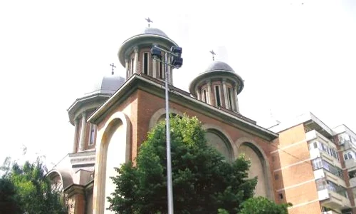 biserica sfantul vineri noua 0 jpeg