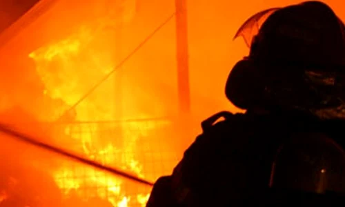 incendiu pe platforma oltchim2 jpeg