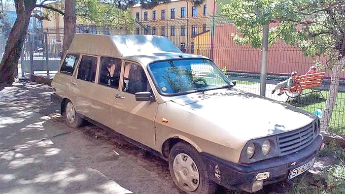 Piesa de rezistenţă din colecţie:  Dacia 102 – Maxi Break