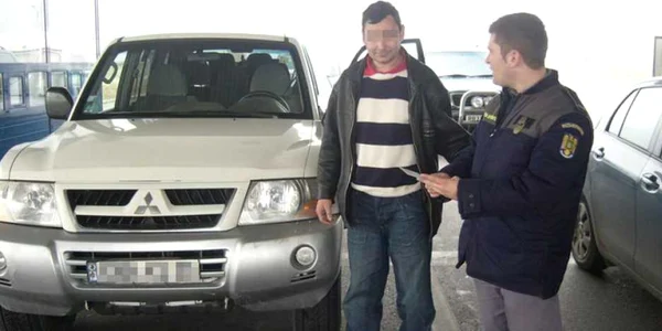 În numai două zile, aproape 100.000 de români au plecat din ţară