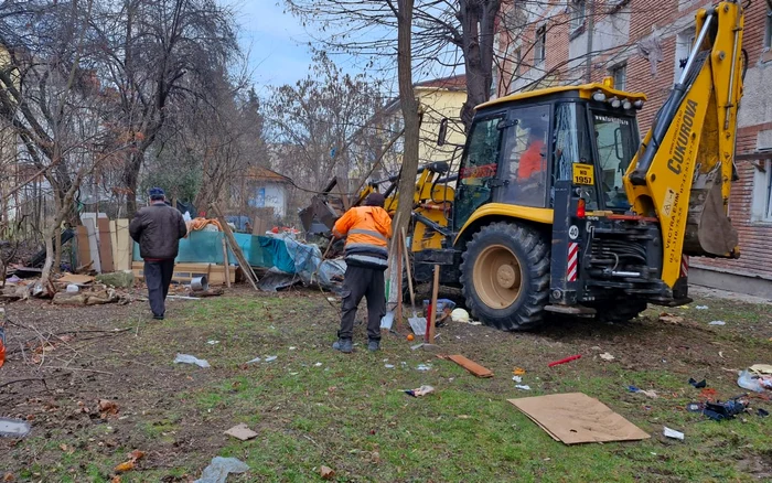 Împrejmuiri ilegale, dezafectate în Hunedoara. Foto: Primăria Hunedoara