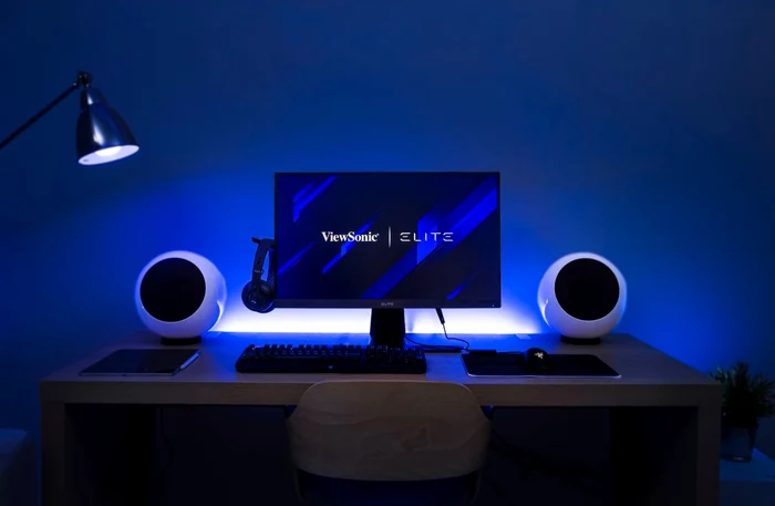Monitor ViewSonic ELITE.