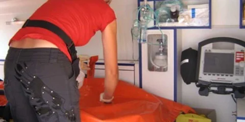 Medicii de la Ambulanță nu au reușit să salveze viața femeii