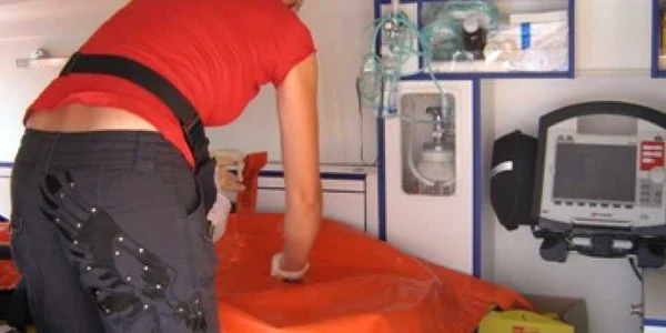 Medicii de la Ambulanță nu au reușit să salveze viața femeii