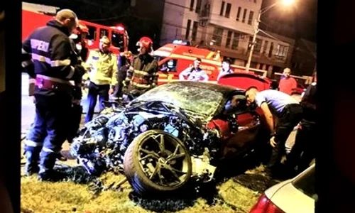 Bolidul de 300 000 de euro, pe care l conducea Mario Iorgulescu, s a făcut praf după impactul devastator jpeg