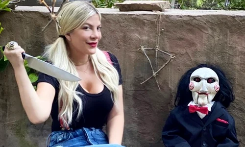 tori spelling halloween jpeg