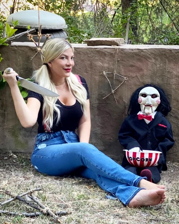 Tori Spelling, 48 de ani, a intrat în febra sărbătorilorfoto: Instagram