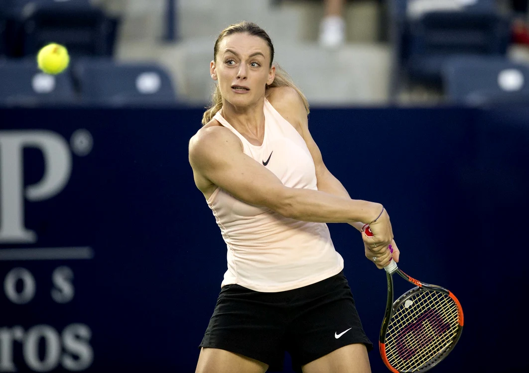 
    Ana Bogdan a pierdut în calificări, la Wuhan, deși s-a impus în primul setFoto: EPA  