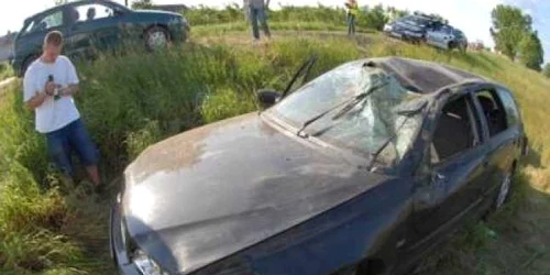 Sibiu: Ciocnire în lanţ, între şase autoturisme şi un TIR, pe DN1