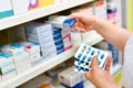 farmacie medicamente pastile shutterstock 717437125 jpg