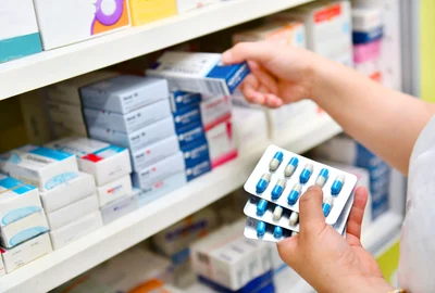 farmacie medicamente pastile shutterstock 717437125 jpg