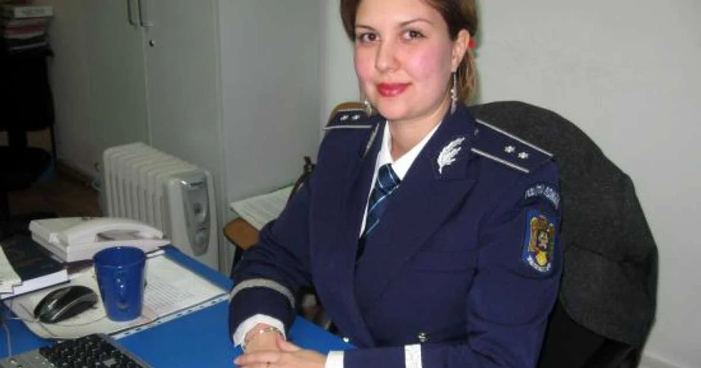 Andrea Fieraru.