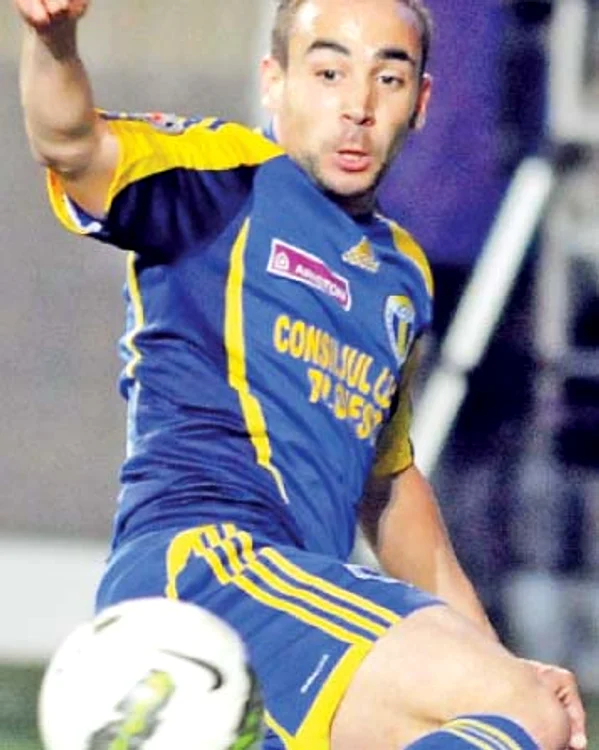 
    Damien Boudjemaa  