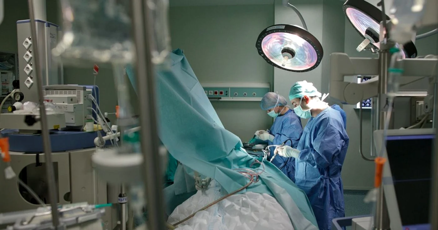 Fetiţa de un an şi trei luni a fost operată în regim de urgenţă