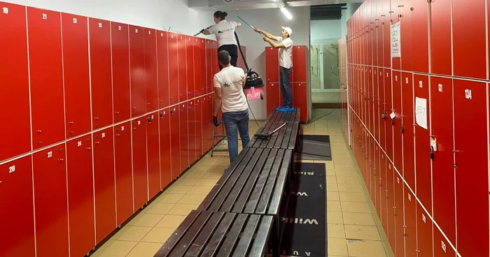 Vestiarele au fost și ele curățate