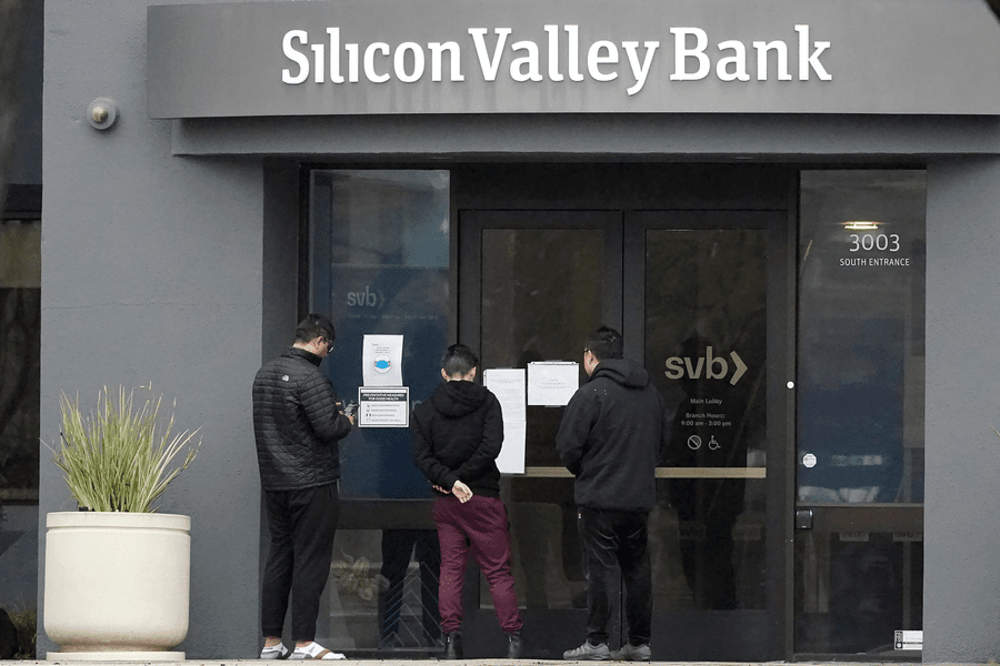 Ședință cu ușile închise la FED, după colapsul băncii Silicon Valley