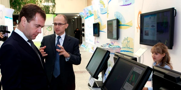 Sergei Kiriyenko Dmitri Medvedev  Rosatom reuters