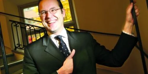 "Având în vedere ca luăm banii din buzunarele oamenilor, trebuie sa fim responsabili"