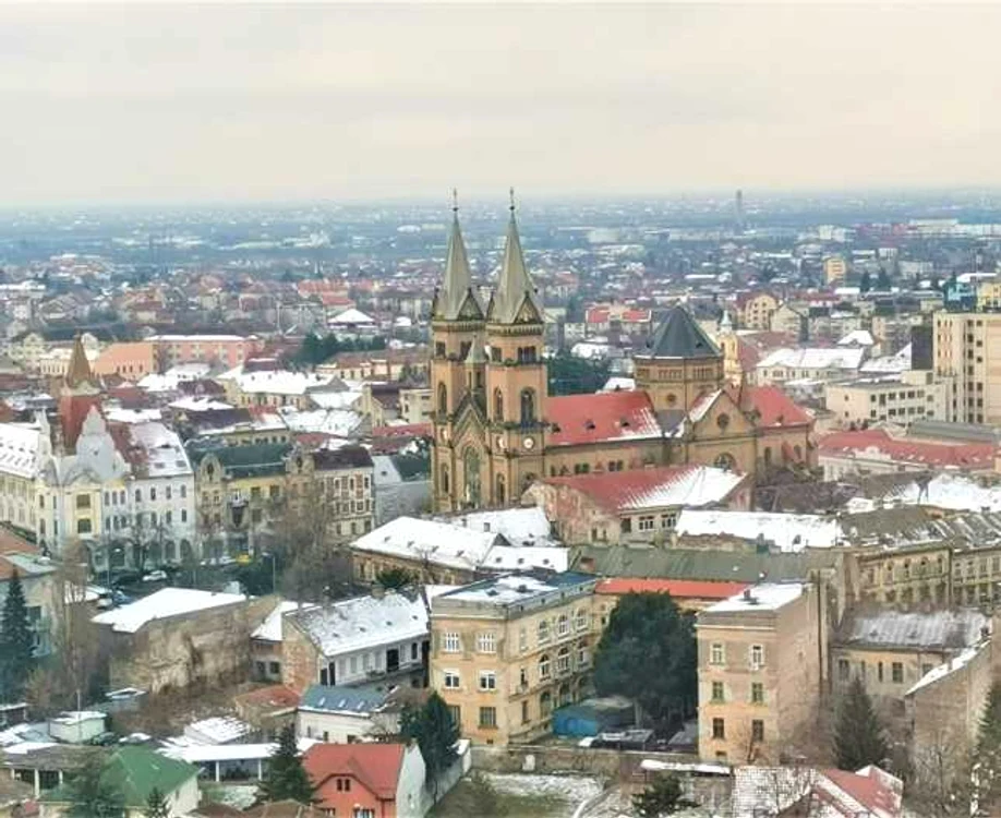 Panorama Timişoarei din locuinţa aflată la etajul 20  FOTO Ş.Both