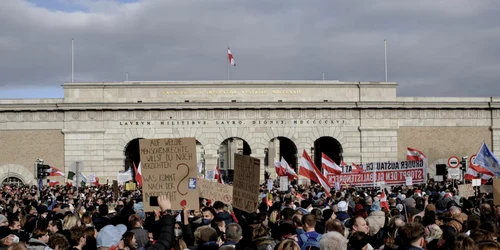 Manifestanti Viena protest antivaccinare 20 noiembrie 2021 FOTO EPA-EFE /  Christian Bruna