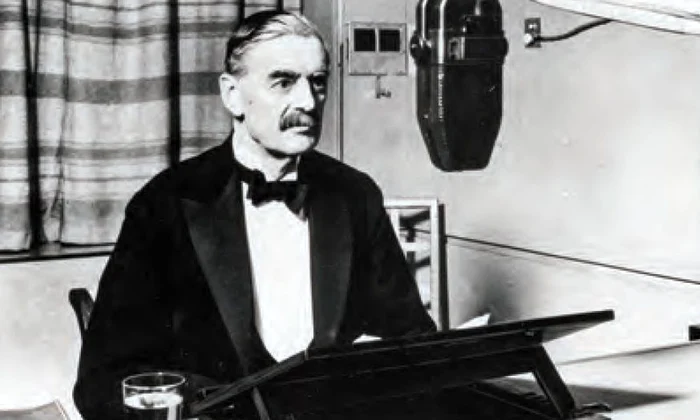 Cea mai furtunoasă ședință a Parlamentului britanic  Neville Chamberlain a ezitat în fața lui Hitler chiar și după ce Germania a atacat Polonia jpeg