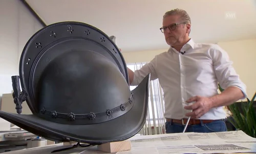 Garda Elvețiană are coifuri din plastic, confecționate la imprimanta 3D / VIDEO  jpeg