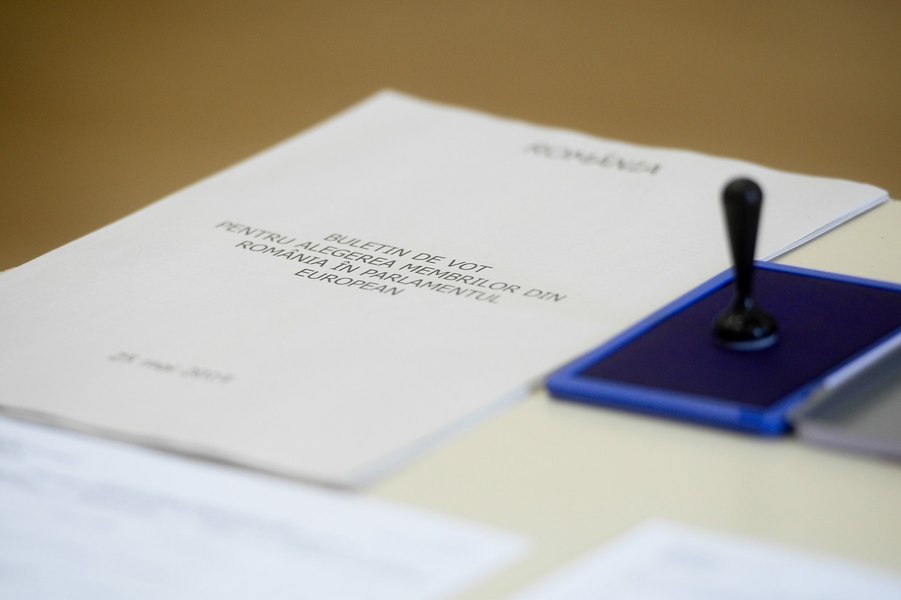 Interesul românilor pentru alegerile europarlamentare, în creștere. 64% ar merge la vot