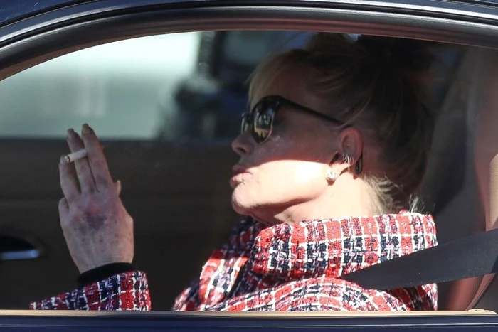 Melanie Griffith a fost fotografiată cu răni pe mâiniFoto: Profimedia