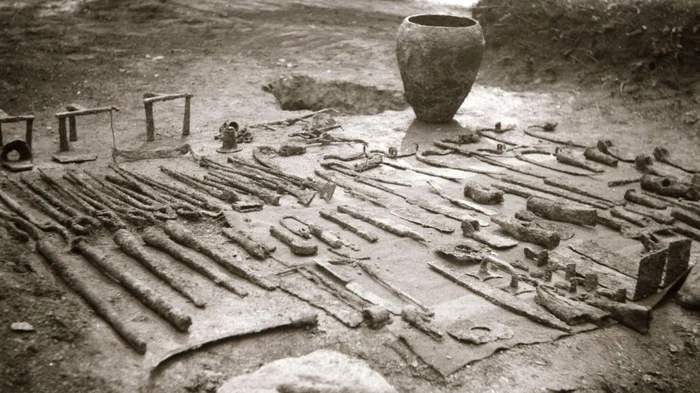 Unelte dacice descoperite în zona Sarmizegetusei. Sursa: Muzeul Civilizației Dacice și Romane Deva