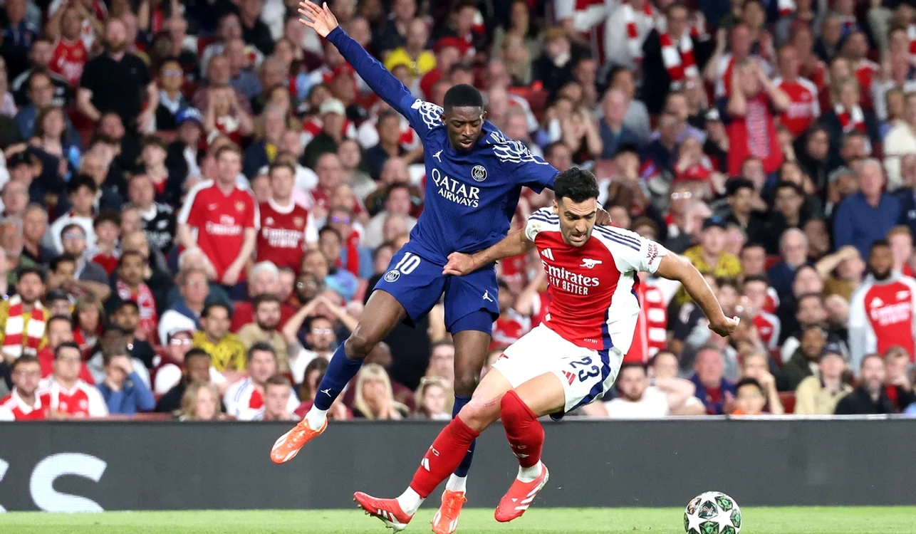 Dembélé (stânga) i-a adus, măcar temporar, liniștea lui PSG (FOTO: EPA)