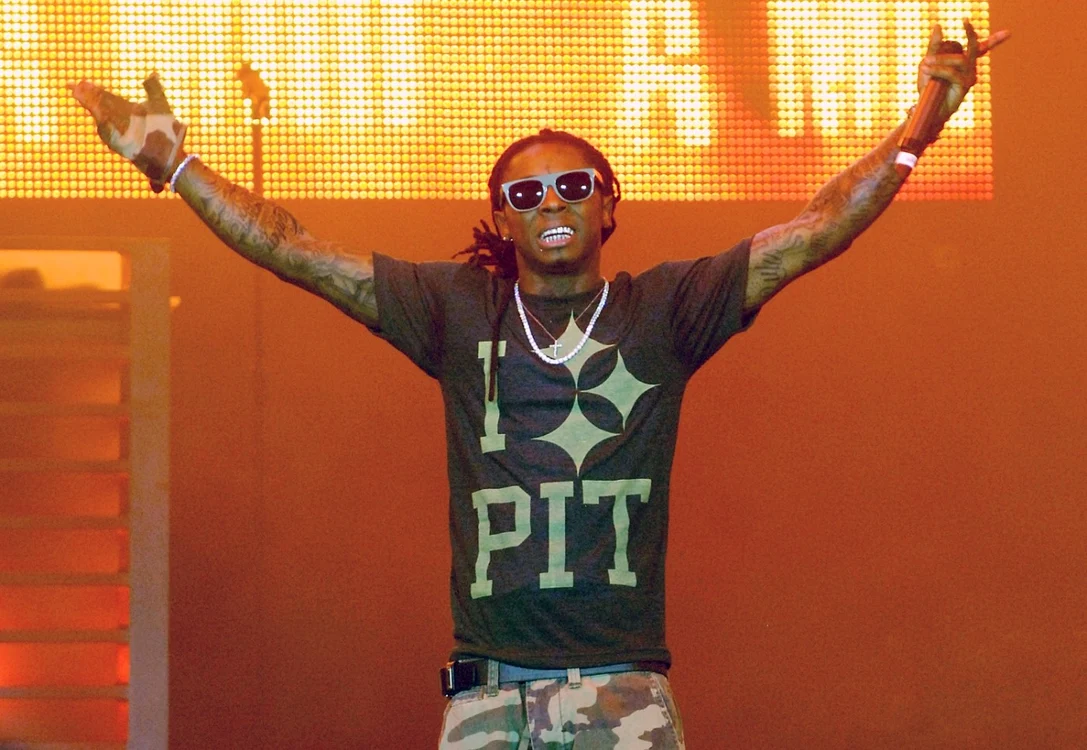 Lil Wayne a câştigat patru premii Grammy, iar albumele sale s-au vândut în peste
100 de milioane de copii pe plan mondial FOTO Hepta