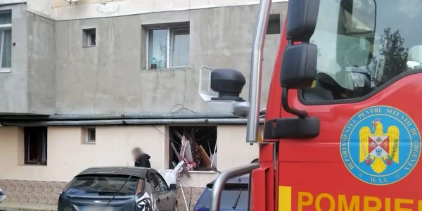 explozie bloc vatra dornei FOTO ISu Suceava jpeg