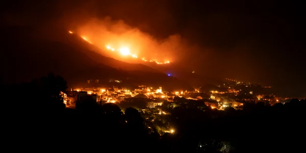 Incendiu la granita Franta Spania FOTO Profimedia jpg