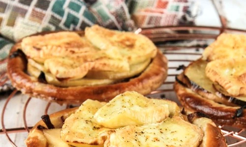 tarte cu mere si branza jpeg