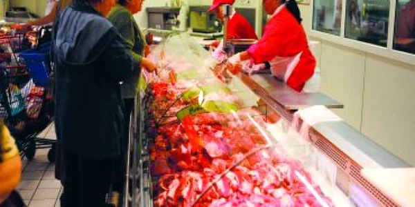 Caroli Foods a crescut doar cu 1% în primul semestru
