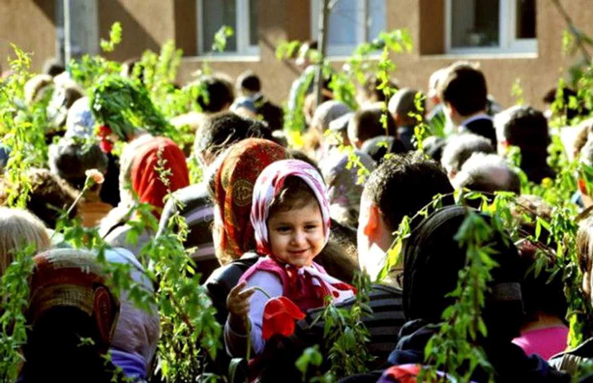 
    Este o sărbătoare a bucuriei, cu toate că zilele următoare sunt marcate de tristeţea patimilor Mântuitoruluiclickpentrufemei.ro  