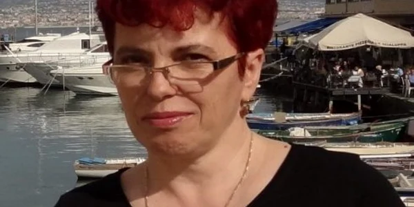 Profesoara Cristina Simirad
