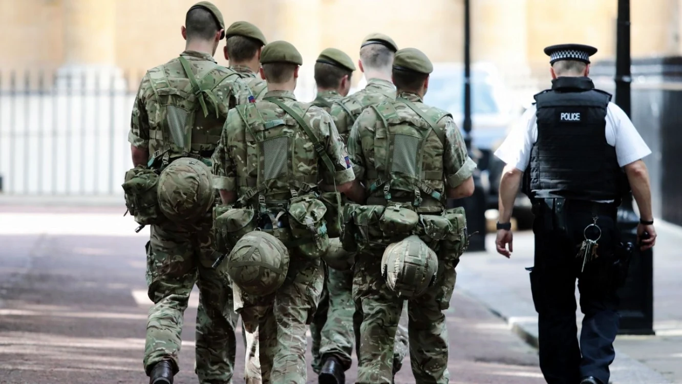 Militarii îi vor putea ajuta pe poliţişti