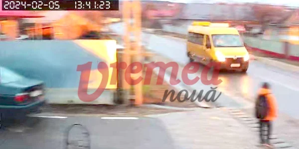 elev ignorat microbuz scolar FOTO captura video jpg