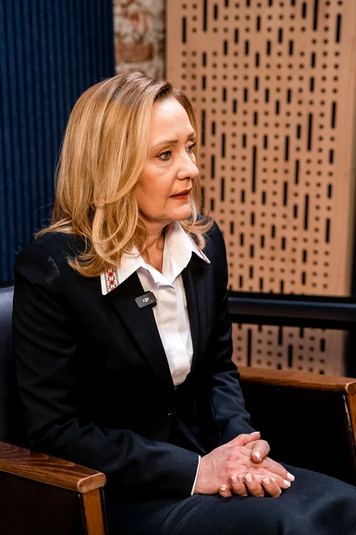 Elena Lasconi înainte de vot jpg