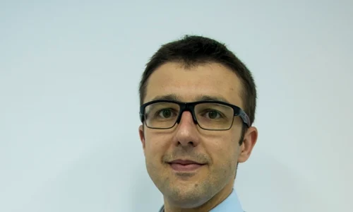 Dr  Laurențiu Vlădău, medic specialist în dermatologie și venerologie jpeg