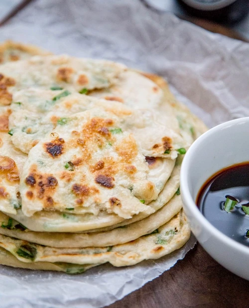 turte cu ceapa verde jpeg