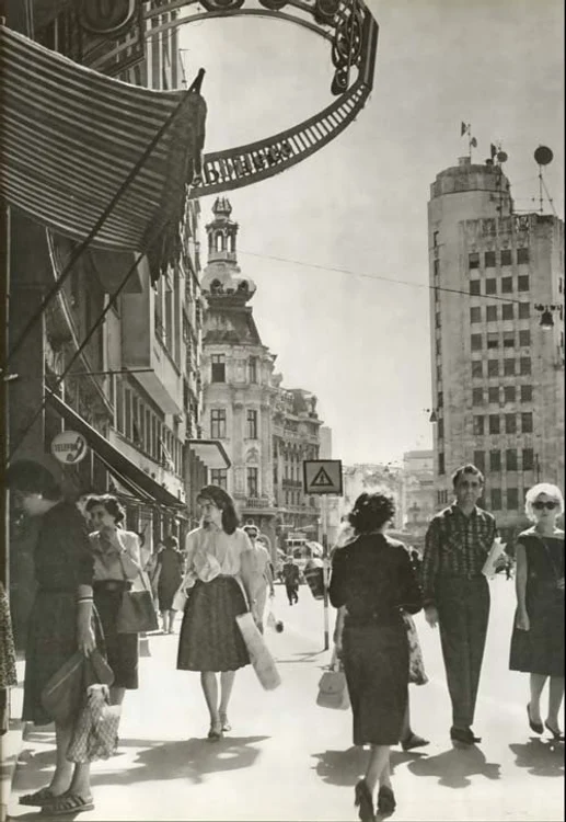 1960: Palatul Telefoanelor  era la acea vreme  cea mai înaltă  clădire din Bucureşti